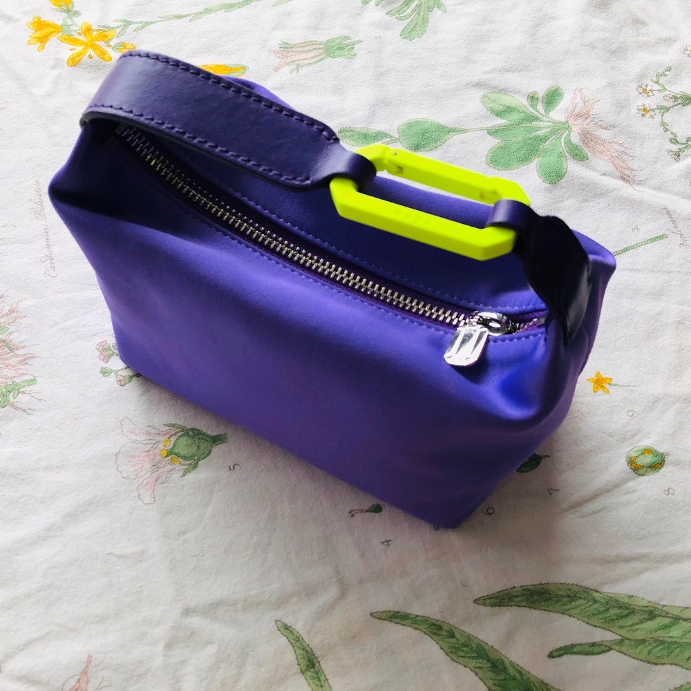 Eéra Mini Moonbag satin handbag clutch